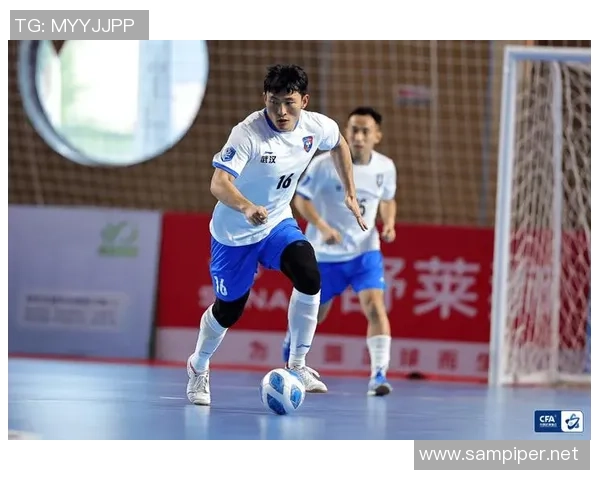 武汉篮球队在洲际杯积分榜上以100分稳居第一名展现强劲实力 武汉篮球队在洲际杯积分榜上以100分稳居第一名展现强劲实力